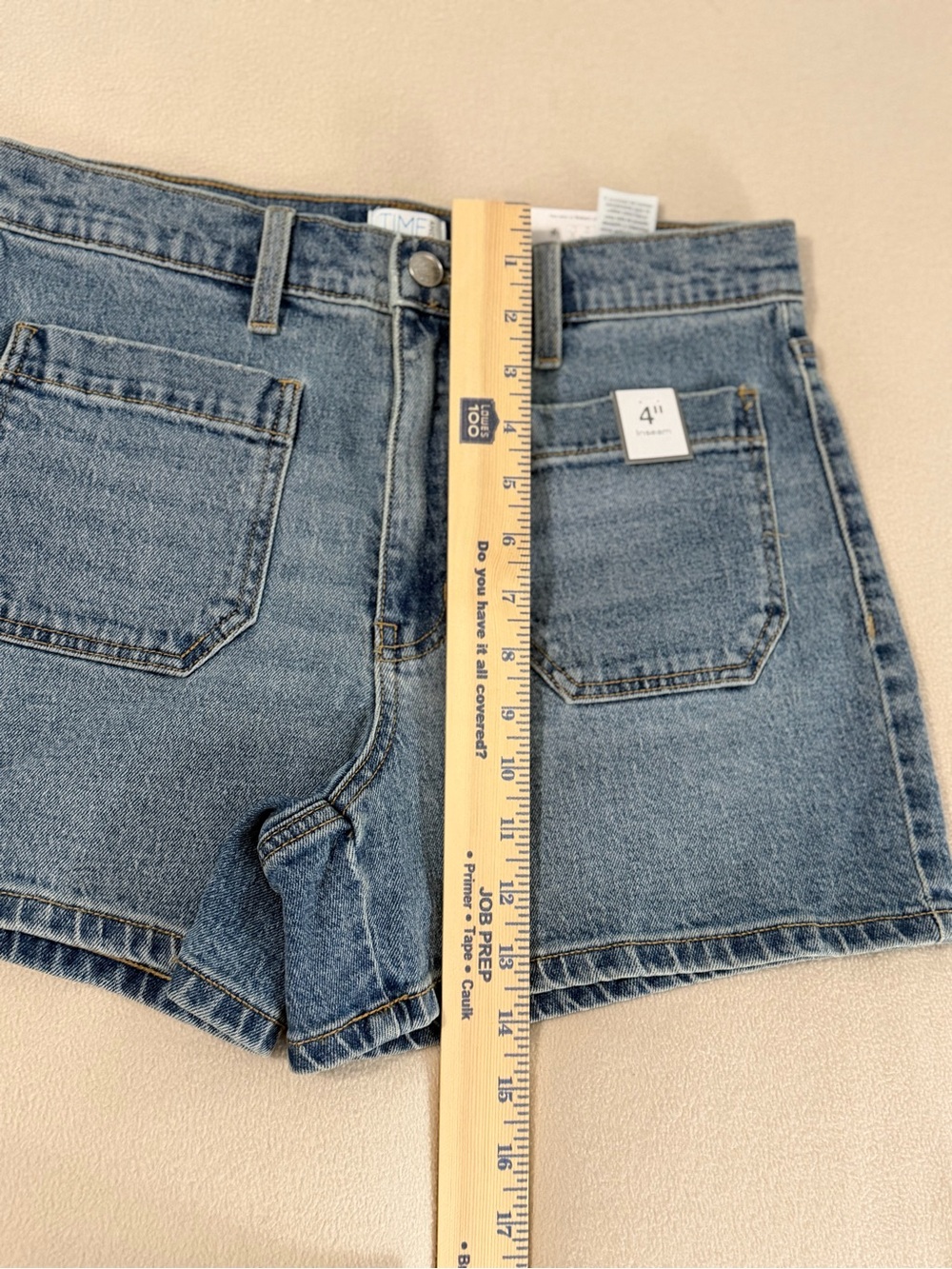 Time and Tru Women's High Rise Patch Pocket Denim Shorts, 4" Inseam Sz 6 NWT - Picture 11 of 11